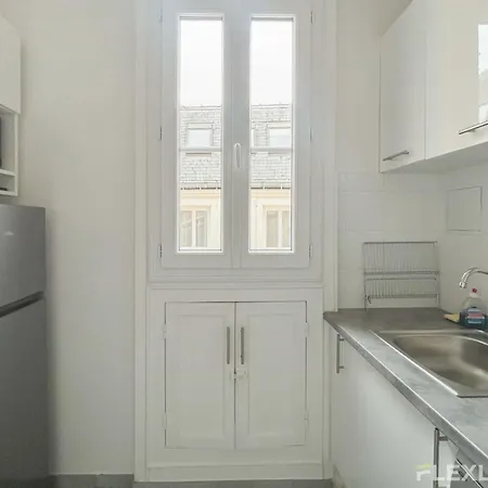 Apartment Immeuble Geoffroy-saint-hilaire Paris